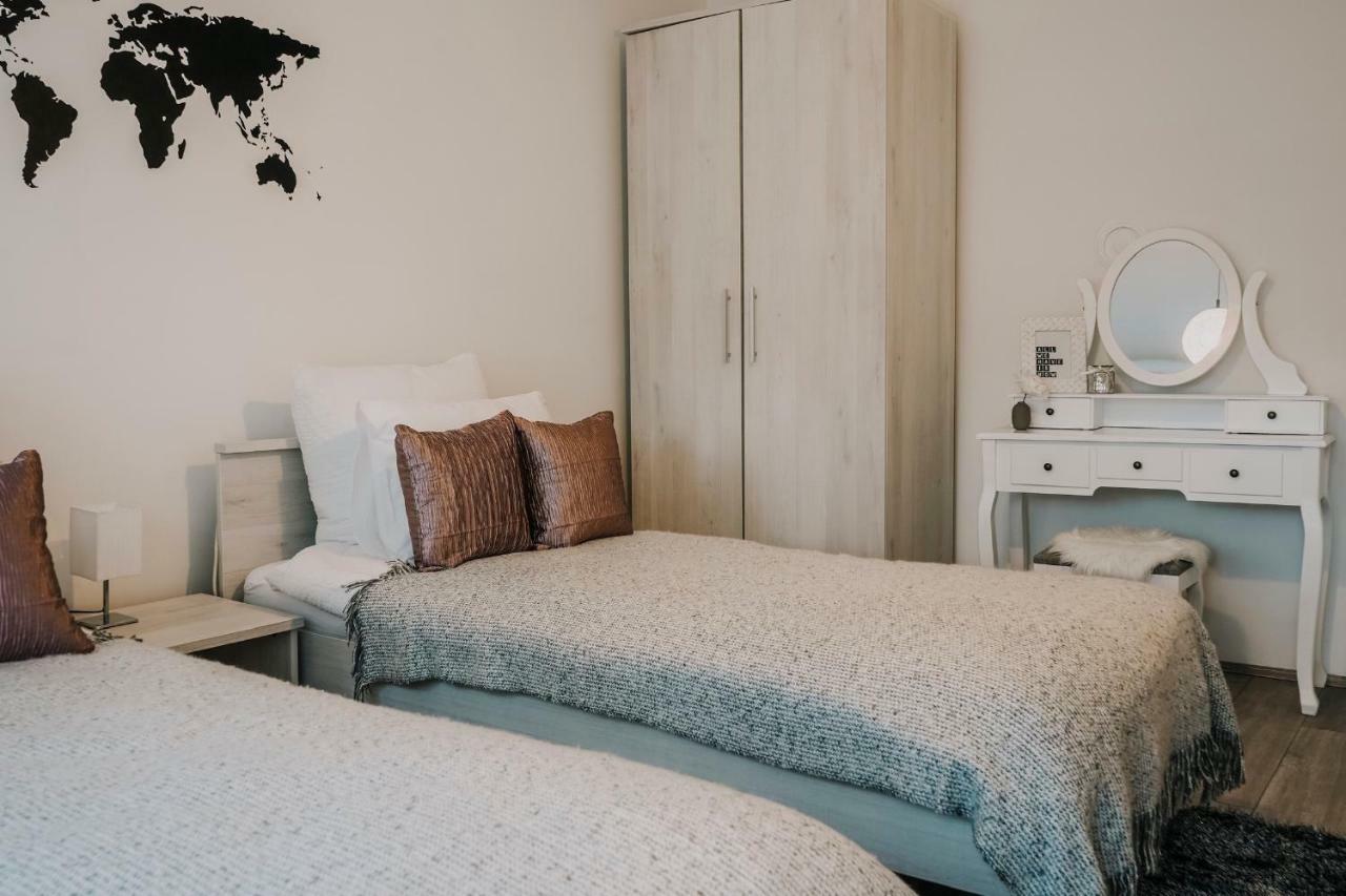 Apartman Bacchus Пула Екстер'єр фото